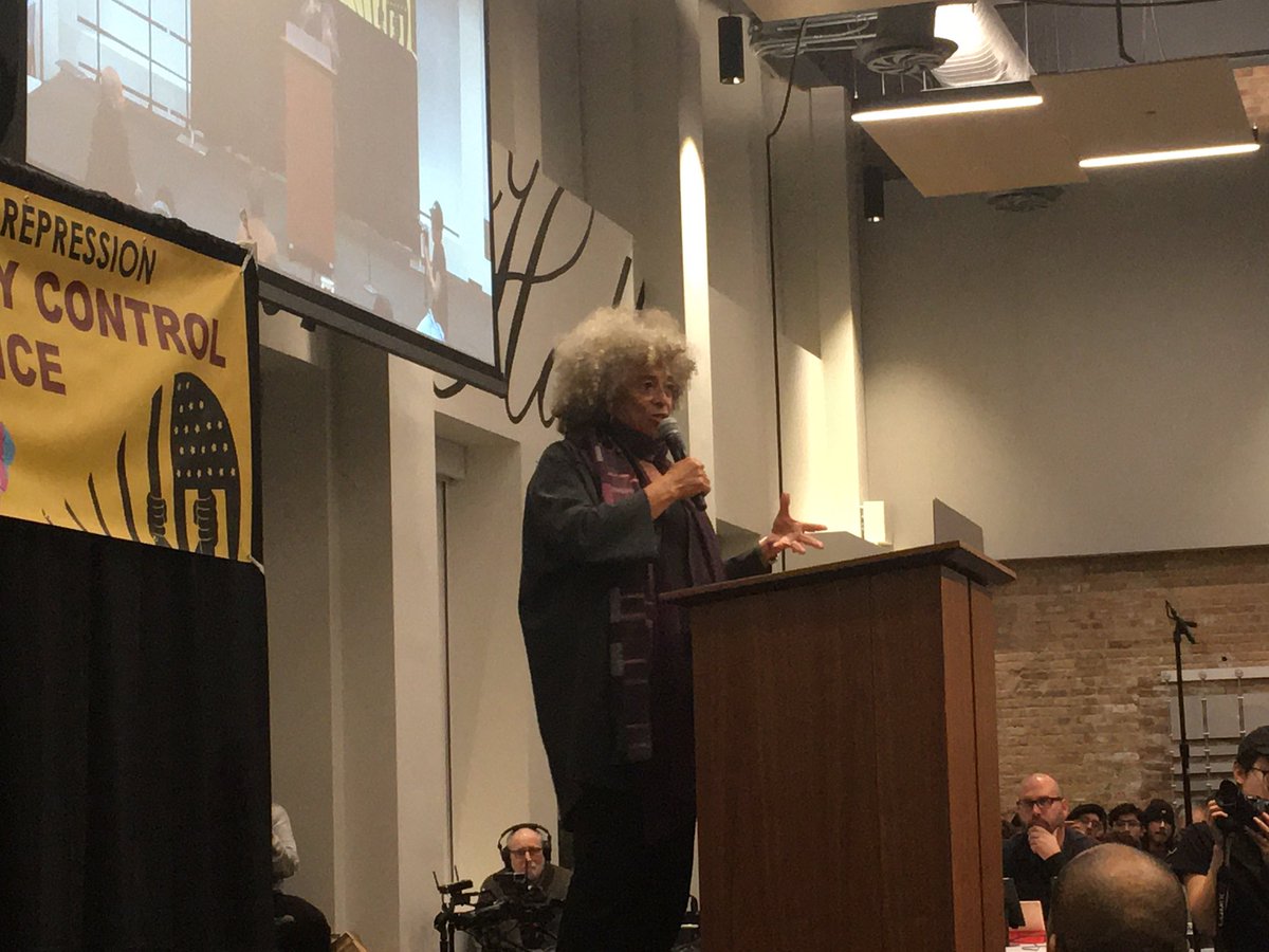 lunarech0s's tweet image. Angela on defining Political prisoners: (They) could not be separated from the political nature of the prison. #RefoundingNAARPR #freethemall @NAARPR