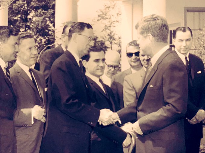 View image on Twitter