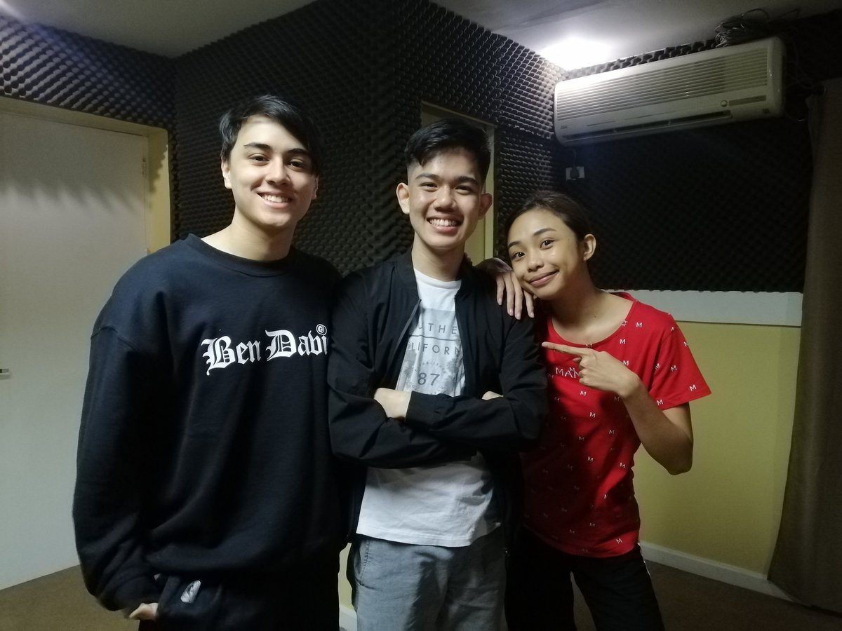 Let's watch #MMKGabAndMax later tonight 8:30pm!!! Basta walang iyakan ha? HAHAHA labyu guys ♥️ watch natin lahat later