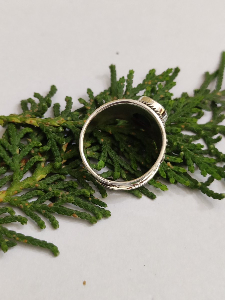 gemstonejewelr3's tweet image. Emerald Ring In 925 Sterling Silver 

925 Sterling Silver Ring, Emerald Jewelry,Handmade Ring,May Birthstone Ring
buy at👉ebay.com/itm/3728503309…

#emeraldring #widebandring #emeraldjewelry #925sterlingsilverpendant #ring #maybirthday #weddingring #giftforher #greengemring #gift