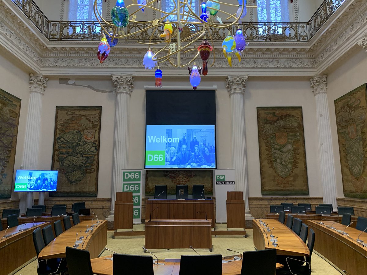 msteeman's tweet photo. Friendly takeover van de statenzaal #PSNH waar @D66NoordHolland vandaag de @D66 #statendag houdt . https://t.co/MWRP7lcx5a