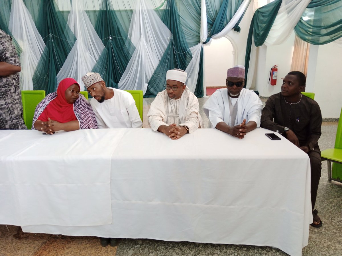AdviserKdsg's tweet photo. Happening Now: The political Adviser @benkure who is a member of the Infrastructure Development Council and other top government officials holding a stakeholder engagement with Kawo community with regard to the Kawo bridge expansion work to be embarked. https://t.co/UINj1s2LDM