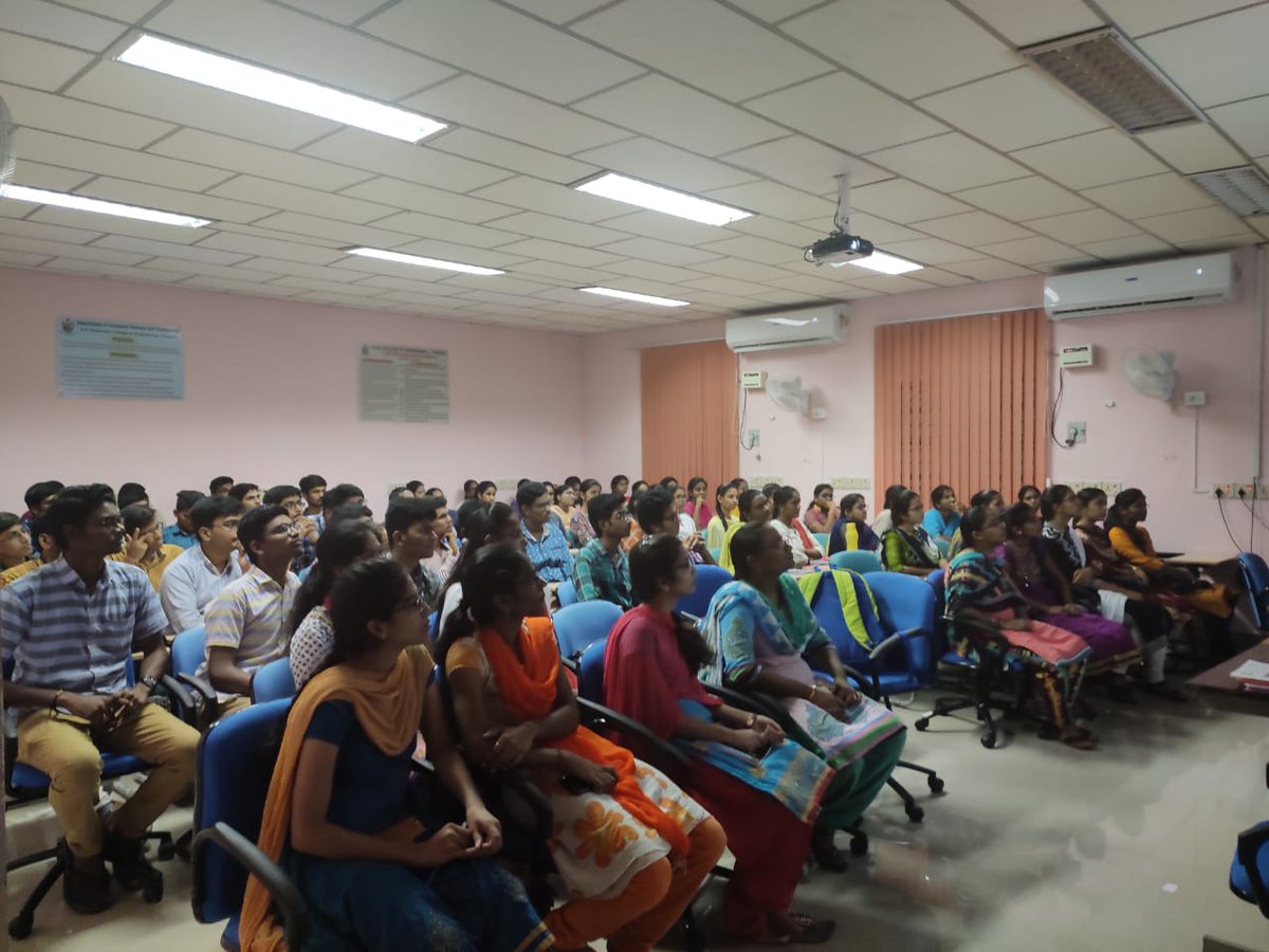 club_coding's tweet image. In second session CCS0010 (2019 -20) we introduced our tracks
#android_development
#web_development
#data_science
#competitive_programming
All the best leads,do your best.
All the attendees choose your track wisely.