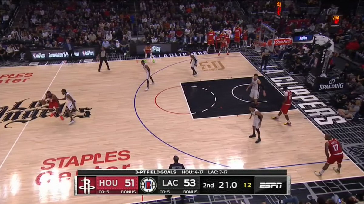 cjzero's tweet photo. Please stop using this as the main camera https://t.co/730m1mIIpi