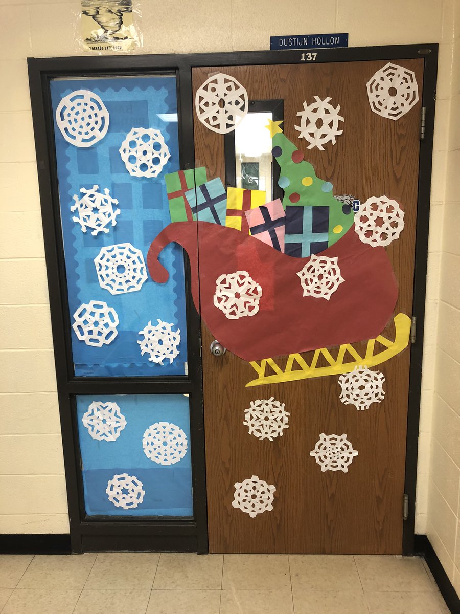 socallawaybands's tweet photo. We think the holiday artwork on the MS Band Room door turned out very festive.  It’s beginning to look a lot like Christmas! #MSbands #Forte #MSHSChallenge https://t.co/xSwqw5BaNx