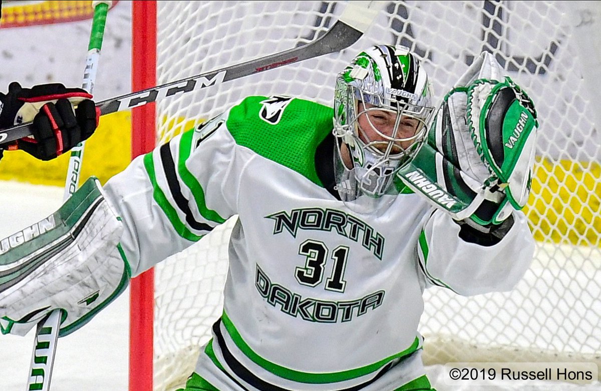 russhons's tweet photo. The winning streak continues for @UNDmhockey with a 4-2 win over St. Cloud State in @TheNCHC play at @TheREA #UNDproud Here is my photo album -> https://t.co/4Wr1EfK5dE https://t.co/EFBSjk0ANM