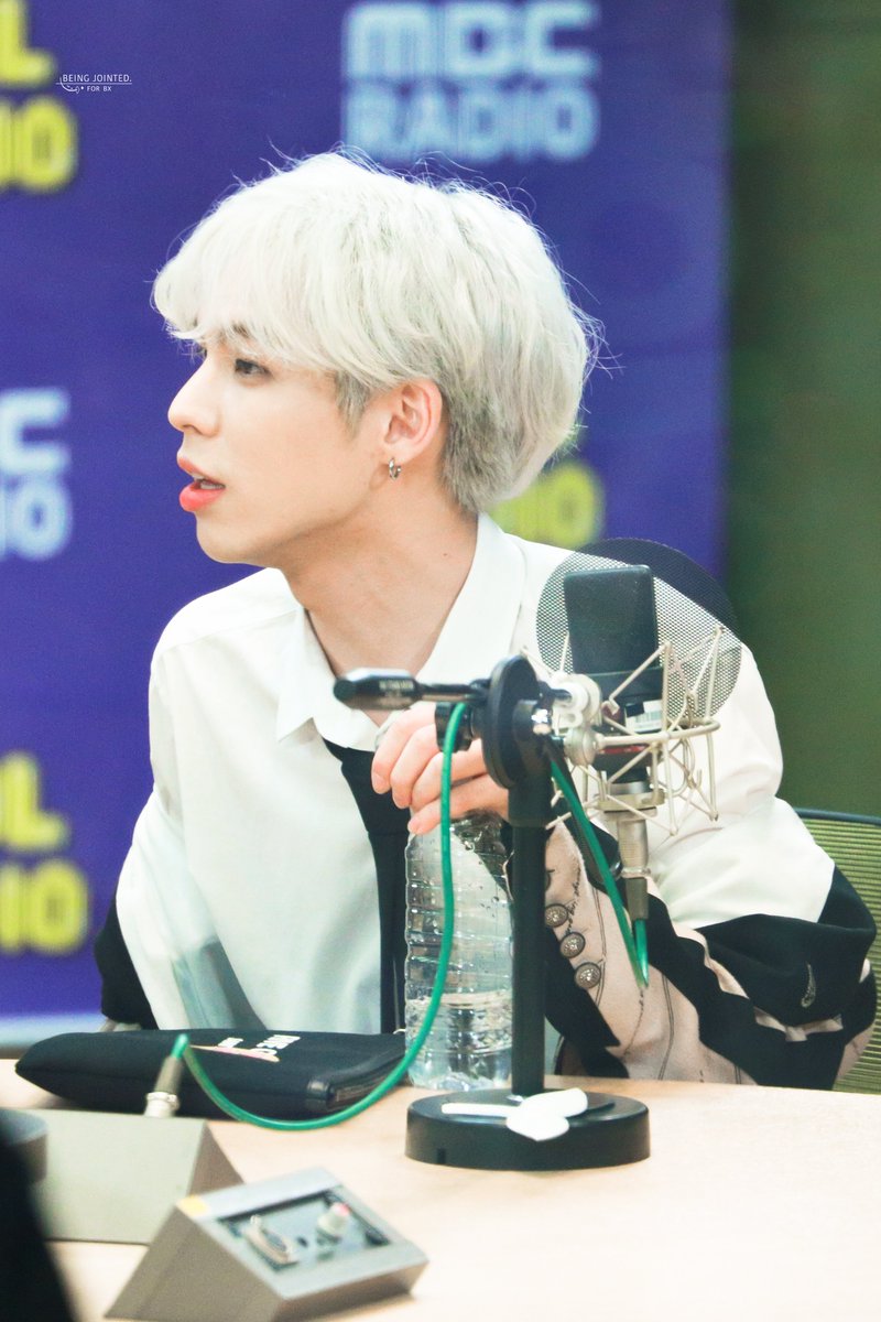 BeingJointed's tweet photo. 20191120 HQ

어머 어머!!!! 귀요미🍬😍

#CIX #비엑스 #이병곤 #병곤 #BX #ByoungGon  #ビョンゴン #อีบยองกน https://t.co/p0ri3PBhH7