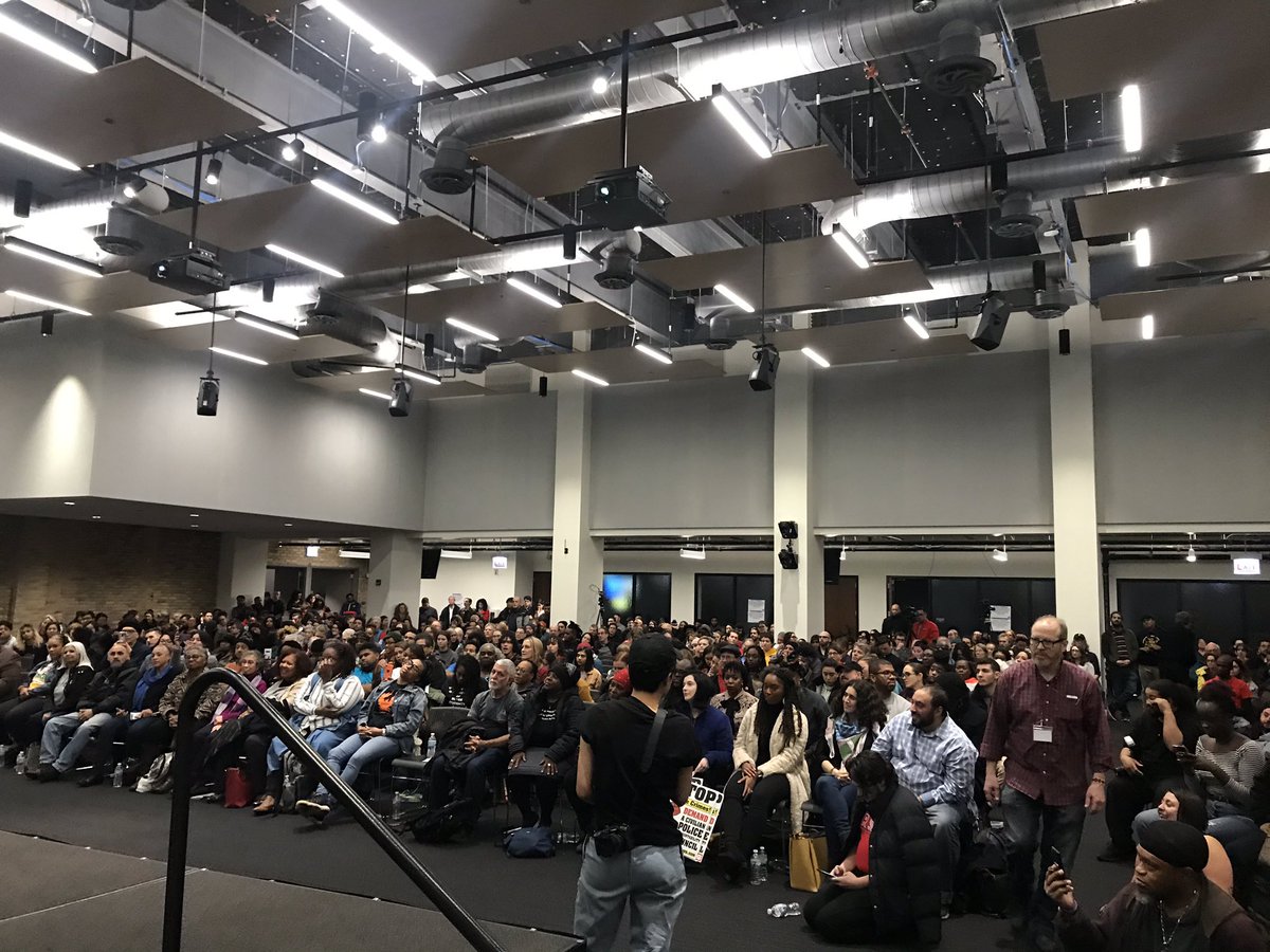 BrotherFlourish's tweet image. @CAARPRNow and the #RefoundNAARPR is building a movement to free all political prisoners and fight for community control of the police. Join us at the CTU Hall in Chicago tomorrow morning at 9am!