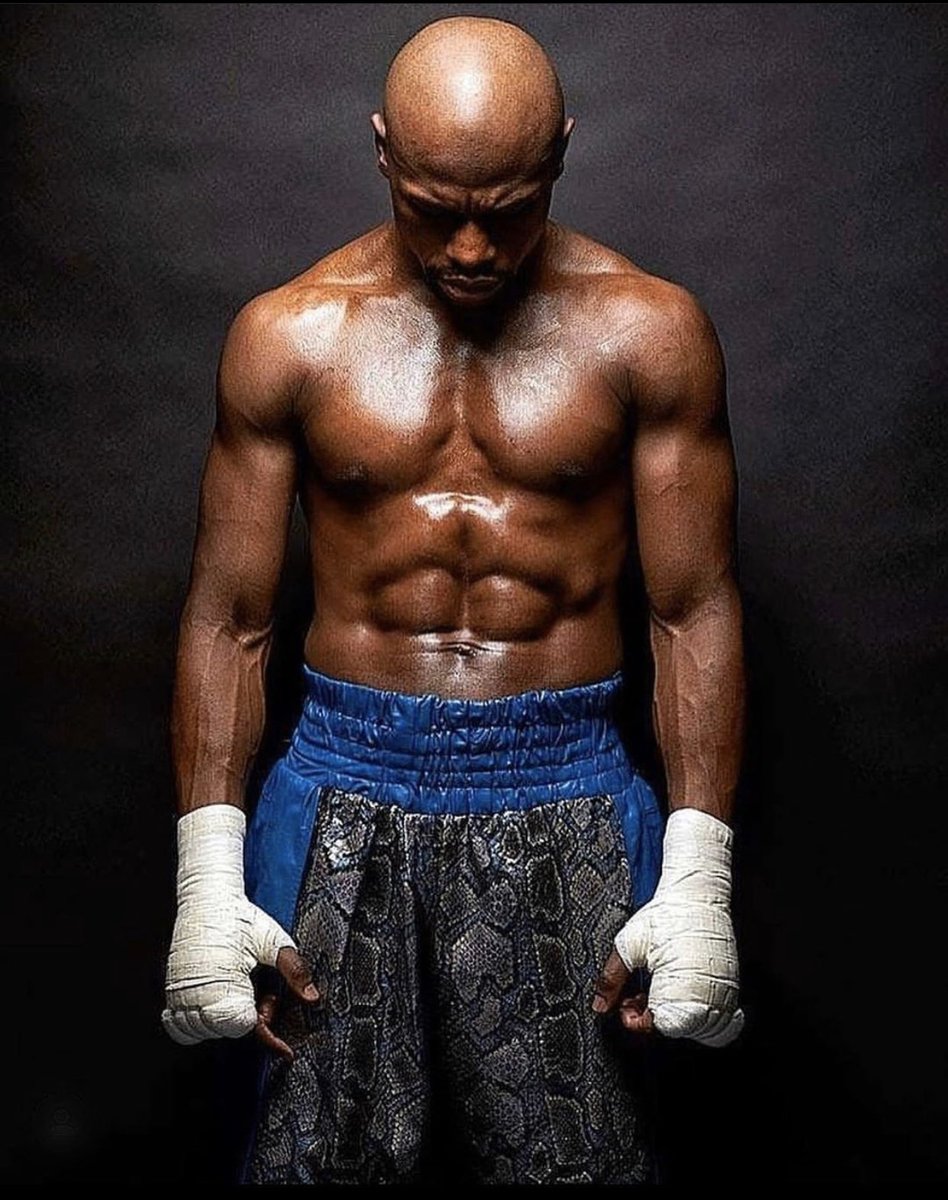 Floyd mayweather age