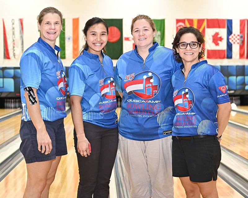 Top 4 <a href="/BowlingWorldCup/">QubicaAMF World Cup</a>! Atlet tenpin boling wanita kita, Natasha Roslan pun ada tu.

Sekejap lagi dia akan beraksi di pusingan separuh akhir. Kalau kekalkan momentum kami percaya slot final untuk Natasha! 🔝 #55BWC #KamiTeamMalaysia