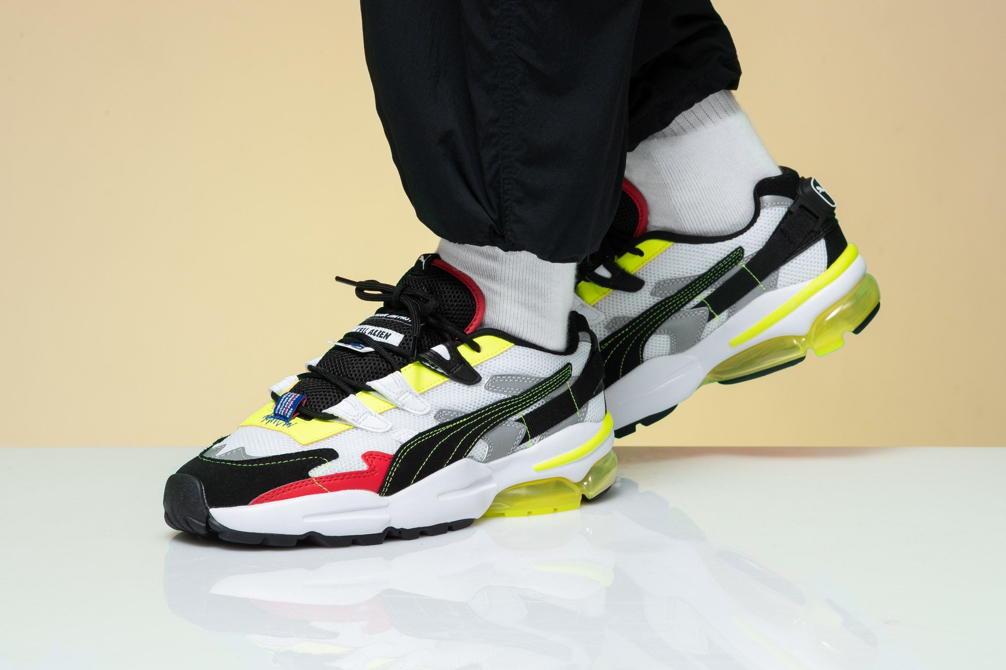 Puma cell top alien ader
