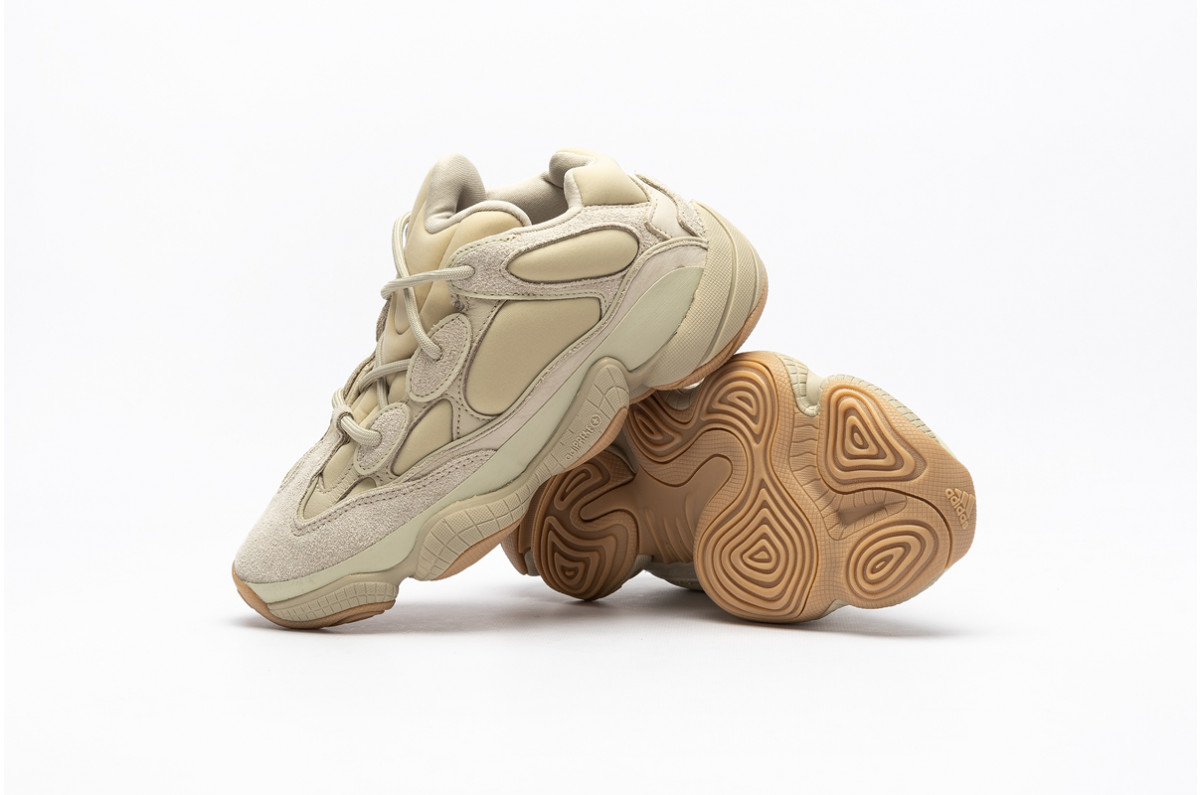 Air Jordan 12 FIBA ​​or Yeezy 500 Bone White Headline