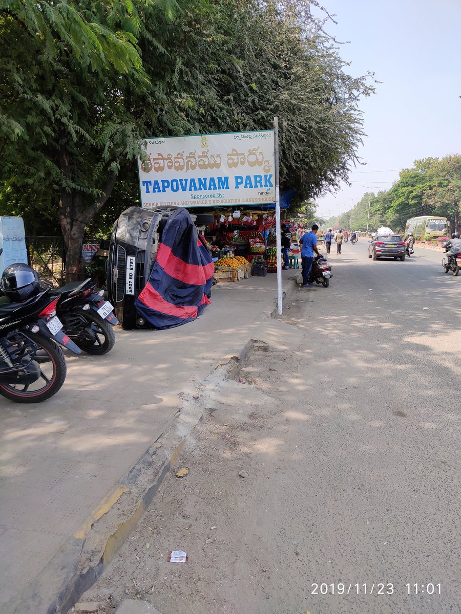 sridharraot's tweet photo. @KTRTRS @VSrinivasGoud @HiHyderabad @DonitaJose @umasudhir @GHMCOnline @zcwz_ghmc @Director_EVDM @arvindkumar_ias guys it's such q beautiful park in lqngar house &amp;C how it turned out..Where r we heading towards.Y not govt focus on des parks..KTR anna need ur answer pls ..Let's have lunch one day here? https://t.co/4DDrGzrfdr