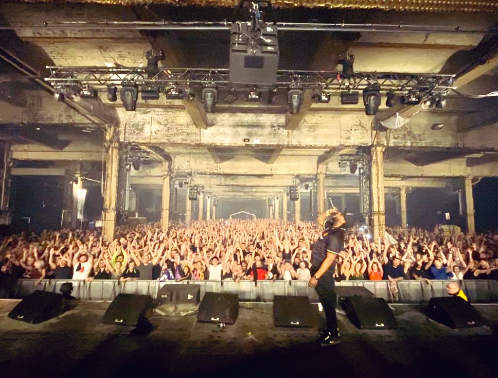 Andy C (@andyc_ram) on Twitter photo Wowwww!! Manchester you are amazing!!! What a night with <a href="/TonnPiper/">Tonn Piper</a> at <a href="/WHP_Mcr/">The Warehouse Project</a> <a href="/MetropolisUK/">Metropolis</a> thank you πππ Wowwww!! Manchester you are amazing!!! What a night with <a href="/TonnPiper/">Tonn Piper</a> at <a href="/WHP_Mcr/">The Warehouse Project</a> <a href="/MetropolisUK/">Metropolis</a> thank you πππ