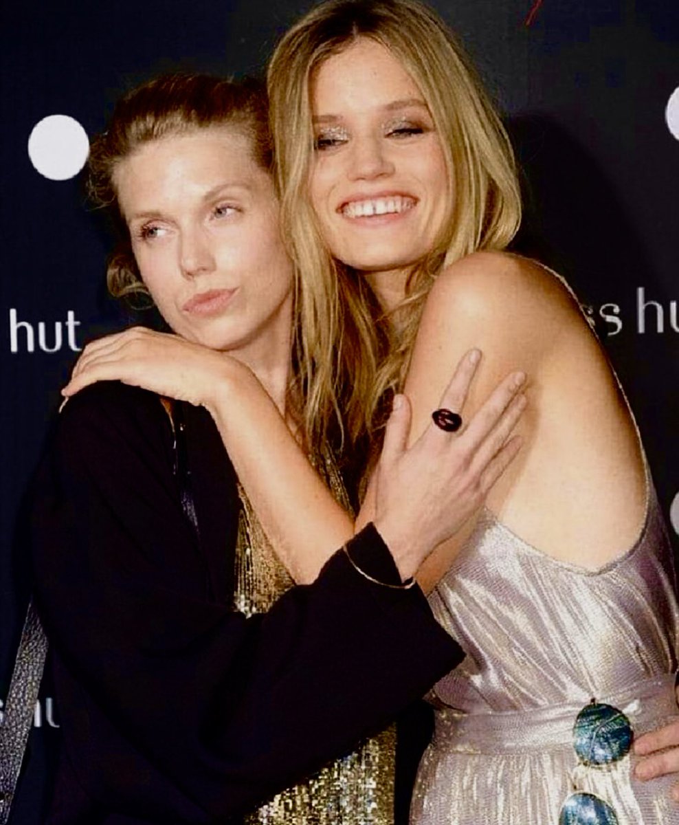 Jumping_Jack_'s tweet photo. RICHARDS-JAGGER 🎥🎵♥️♥️  THEODORA &amp; GEORGIA MAY #great #to #see #them #both #together #doughters #of https://t.co/6nff28sQTw