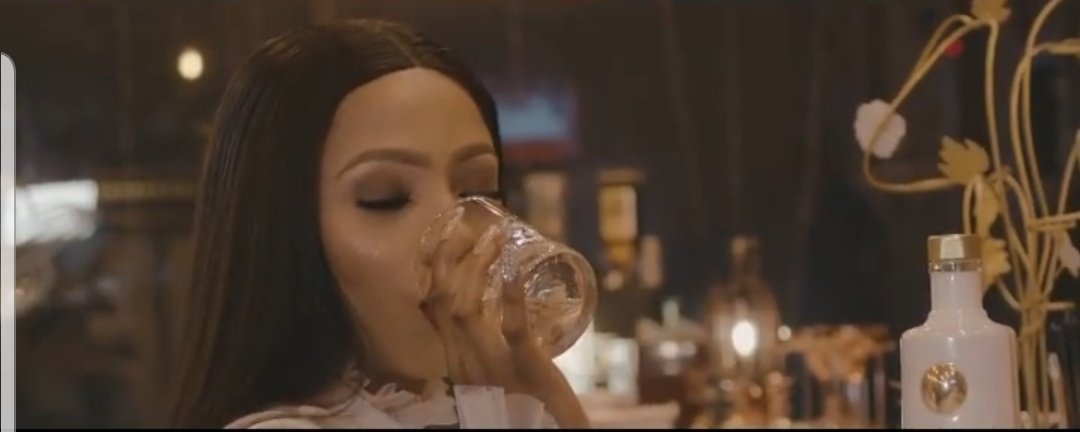 EtibadeElvis's tweet image. If it's not about @real_mercyeke then is that one social media...?? #MercyEke #MercyColada #kogitwitter #MercyXCiroc #BBNaija 🤣😂🤣😂