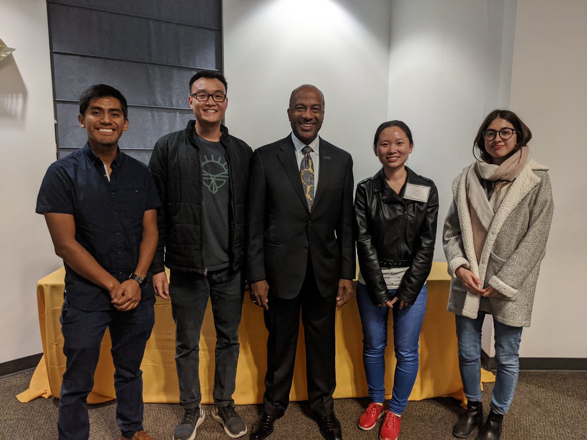 OpticsUCDavis's tweet photo. Club presentation in UC Davis College of Engineering Alumni Event! Optics kits and club activities were shown to alumni. Welcome back and enjoy!
#OpticsClubUCD #imaging @UCDavisCOE @UCDavisBME @UCDavisECE https://t.co/vo0itnsW1y