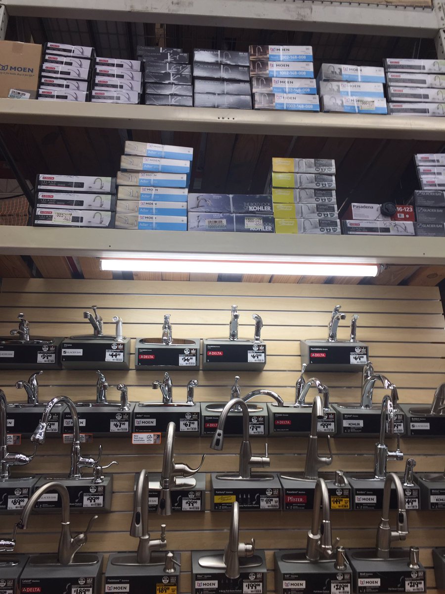 CardelfeHunter's tweet photo. Amazing job Doreen keeping the shelves full and faced, Thats what the orange promise starts with! #0957 #WinningTheBattleInTheAir https://t.co/c53n0uKMBN