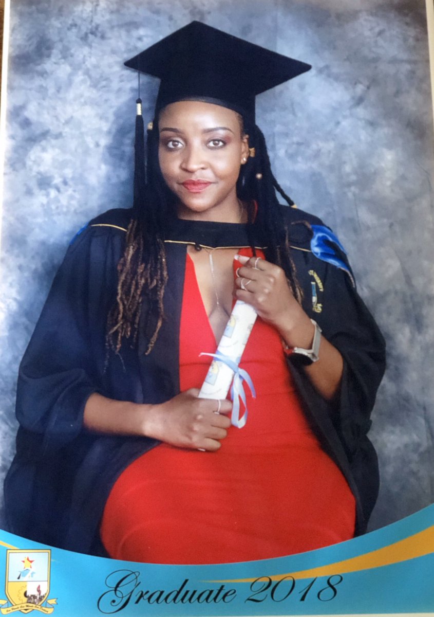 MaphosaNozibelo's tweet photo. Behind the #fuelsaver name is a Media and Society Studies graduate 🎓 from the Midlands State University. Last year on this day I completed my honours degree with an upper second class.#throwback #journalistinthemaking https://t.co/MriasCt3Xt