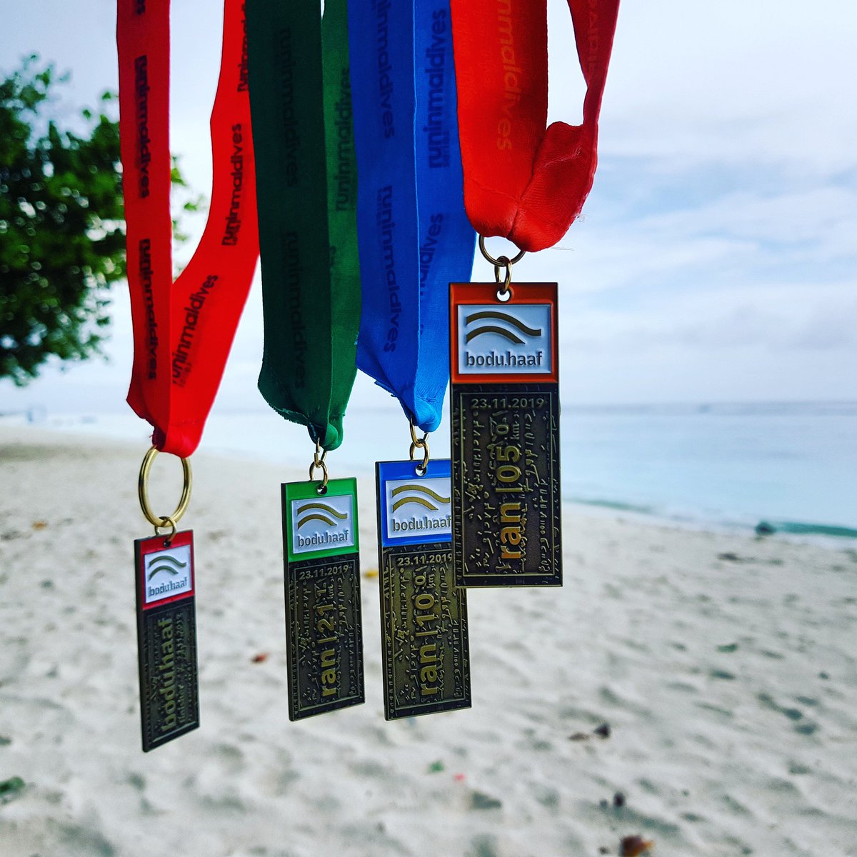 Challenge the body. Challenge the mind. And when you win you get 4 medals. #medalmania #boduhaaf #5km #10km #halfmarathon #Smilingfromthiver 🏃‍♂️🏃‍♂️🏃‍♂️