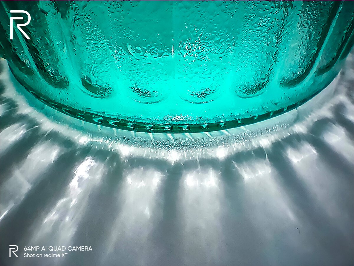 pakistan_realme's tweet image. #realmeXT with 4x the Resolution for Unbeatable Details. The #64MPquadCamera is able to take 9216×6912 ultra detailed photos. The photo size is four times larger than that taken with a 16MP camera, producing unrivaled pictures that look crisp and detailed even when zoomed-in.