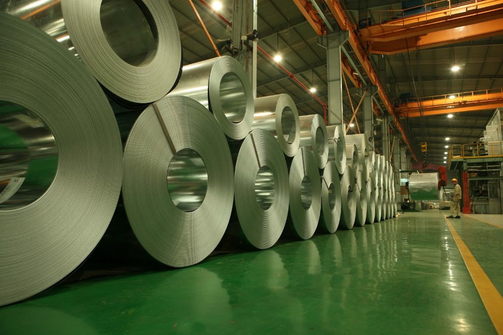 Hanoitimes2's tweet photo. Hot rolled coil segment named bright spot of Vietnam's steel industry #Vietnam #HRC #steelindustry #Formosa #HoaPhat #TonDongA #hotrolledcoil
https://t.co/1vy5fg8n5M https://t.co/KMpcFVmgaH