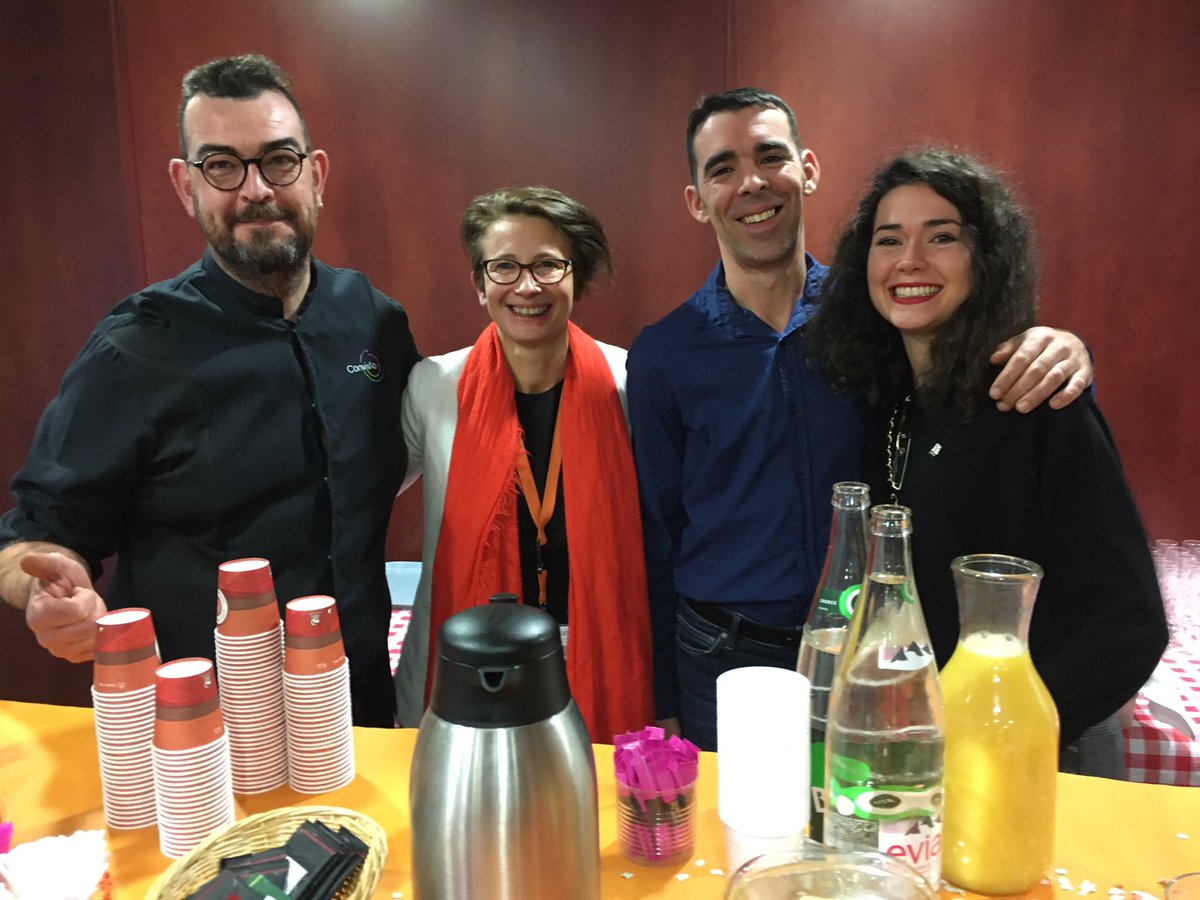 nathaliemasse88's tweet photo. Merci à tous les partenaires et Start Up qui sont venus hier soir pour ce moment de relais entre maires du @villageCAav. Incroyable écosystème, incroyables habitants 😇👏 quelle chance d’en avoir été la maire 👌et surtout merci pour la confiance 😉 à bientôt gardons le contact 🙏 https://t.co/7VqlfYhU4k