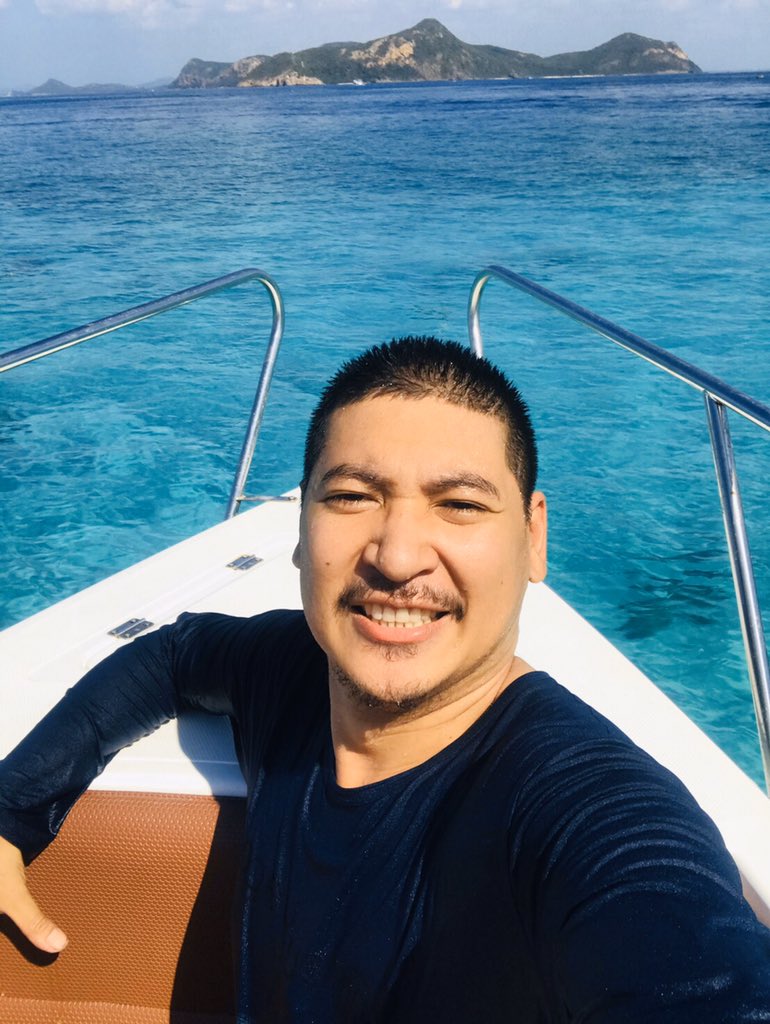 OhmTheerapant's tweet image. แดดแรงแค่ไหนก็ยังไหว ^^ #ohmomho #o2m #คิดถึงนะครับ #ไว้มาด้วยกันนะ