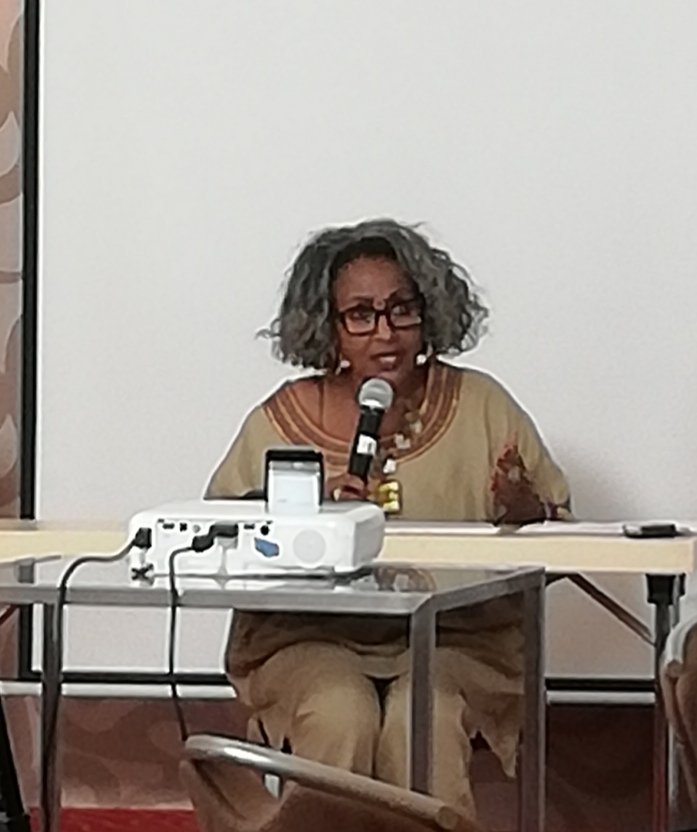 BethlehemNeg's tweet photo. Dr.Elizabeth deconstructing the epistimology of feminism, capitalism, colonialism @Setaweet1 Women Academia 1st Conference. She introduced me to feminism 10+ years ago through " feminist theory" course as part of Gender studies at AAU, I told her that earlier
#SetaweetMovement https://t.co/yH7VYE52m5
