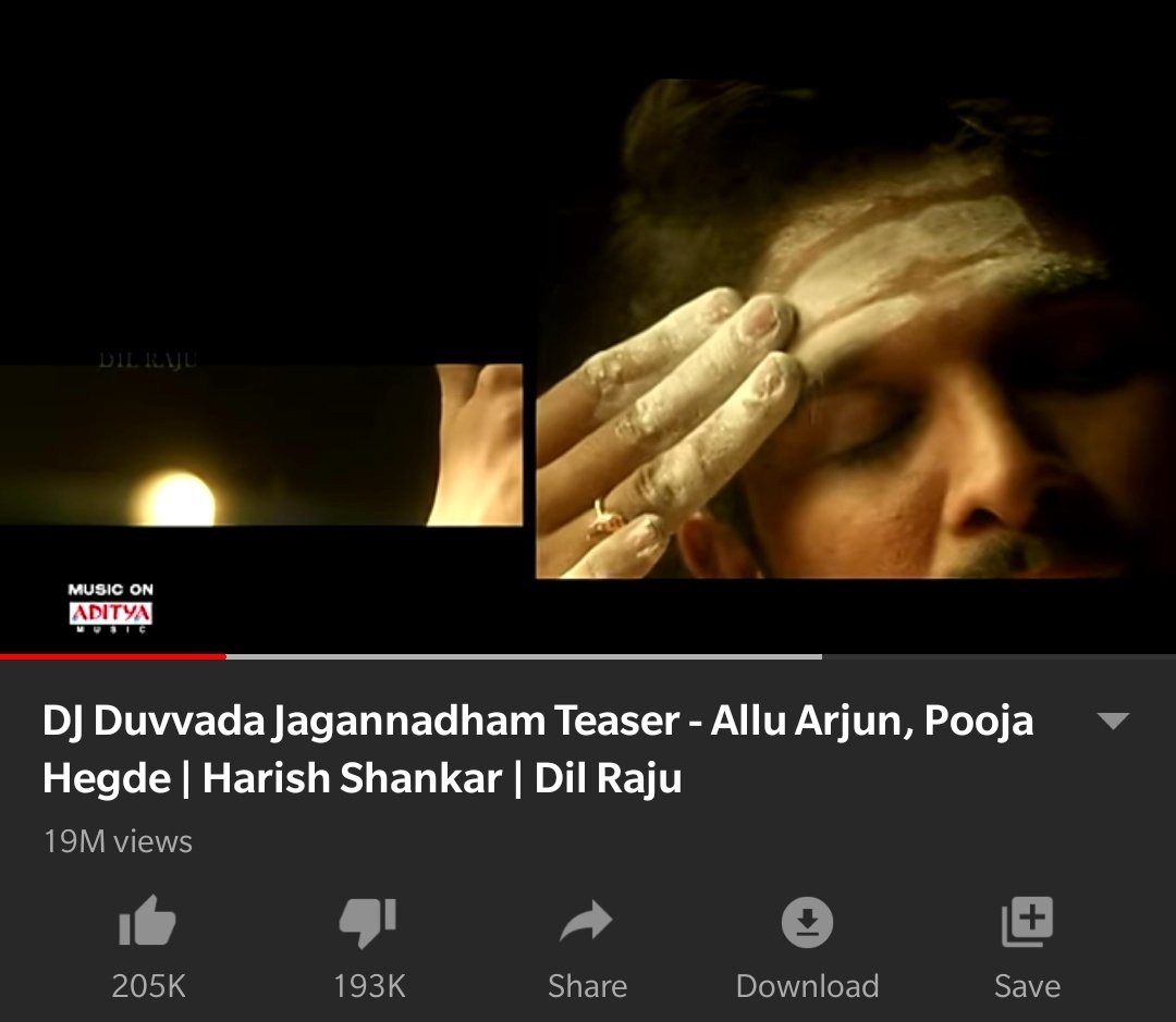 Pranay_R19's tweet image. YouTube Likes Medha Edche YT Batch 🤣

Ane mundhu mana sangathi ento chusukovali kastha 🤮😷

#DJteaser Then 219K Now 205K

Inka ennallu ee views, likes medhane kurchuntaru 🤕 kastha BO Discussion cheyandi lekunte 🤫 kurchondi🙏😊

#SarileruNeekevvaru