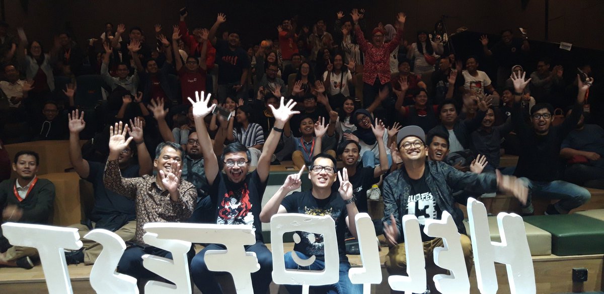 BumilangitID's tweet photo. Itulah tadi talkshow "Resep Mengembangkan Karakter Lokal" bersama @maswaditya , @ChrisLieCaravan , dan @bapakranger !
#Hellofest13 #diversityid https://t.co/ph0M7PGpLx