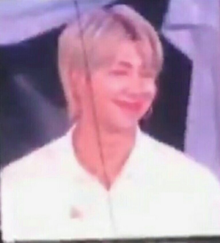 ArmyHildo's tweet photo. I think 
@BTS_twt Will be comeback this January coz 
Jimin Jungkook and Rm changed their hair color

#MagicShopJapan 
#Magicshop 
#BTSwillComeback https://t.co/UYBrH1e3pe