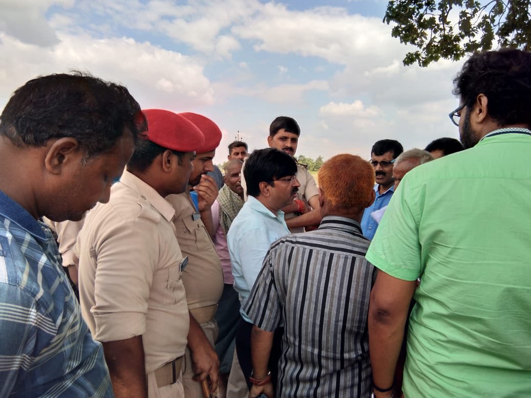 andlibsh's tweet photo. Work progressed in #Tajpurkarjan ,#SH78 #BihtaSarmera project  #Gonva in #patna during my tenure march 2017 to August 2019 as ADLAO n last picture related to #NH57 hurdles got removed in 2010 while I was SDM in #Jhanjahrpur #madubani 
#Bihargovtinitiative ensured roads this way. https://t.co/MRqkld8pKI