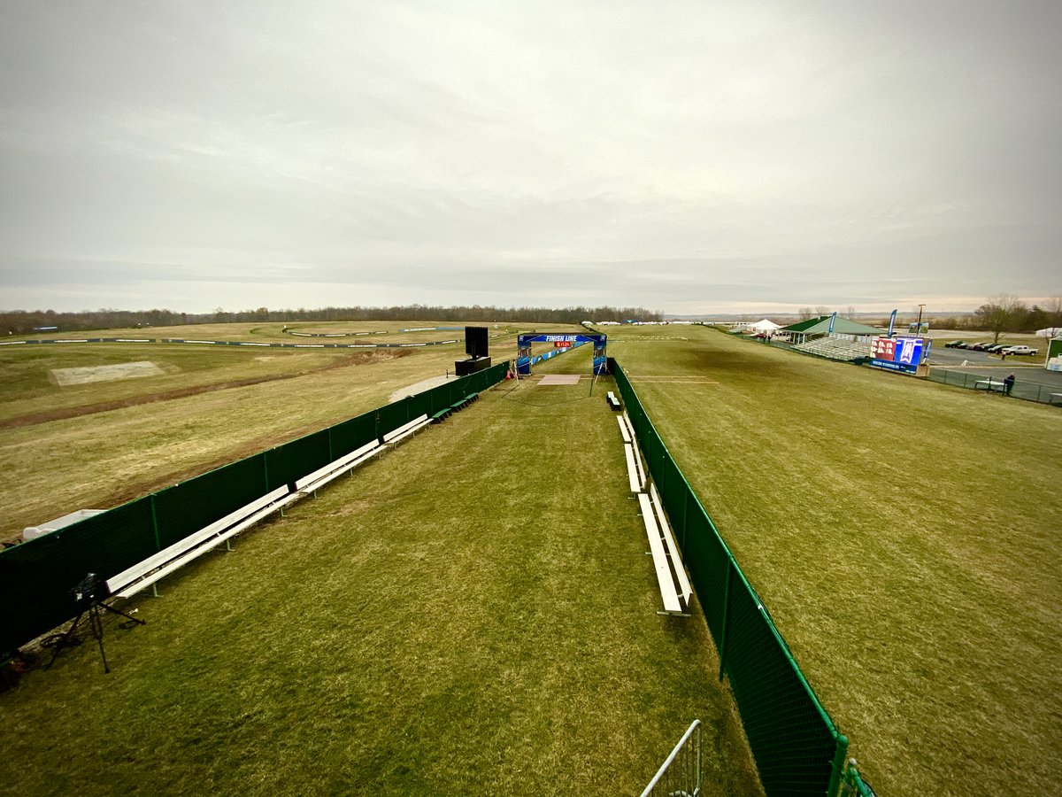 WAKE UP! It's NCAA Championship Day! Even in the
 🥶 and ☁, the course looks 😍! Race time is set for 11:15 a.m. ET with the women's 6K race and it will be streamed live on <a href="/FloTrack/">FloTrack</a>! #ncaaXC