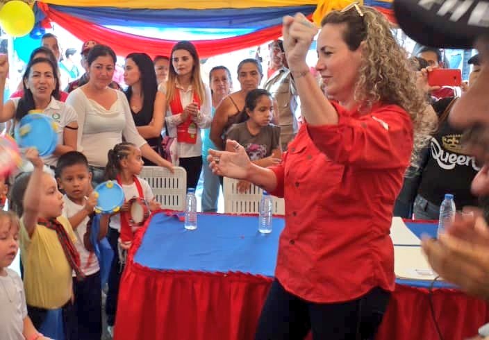 charlychaves's tweet photo. Visita con el protector @FreddyBernal para seguir impulsando y garantizando al estado Táchira y al municipio Córdoba junto a la alcaldesa @YoiraVargas para seguir brindando la protección al pueblo  #FelizCumpleanosNicolas https://t.co/1siXauj9xd