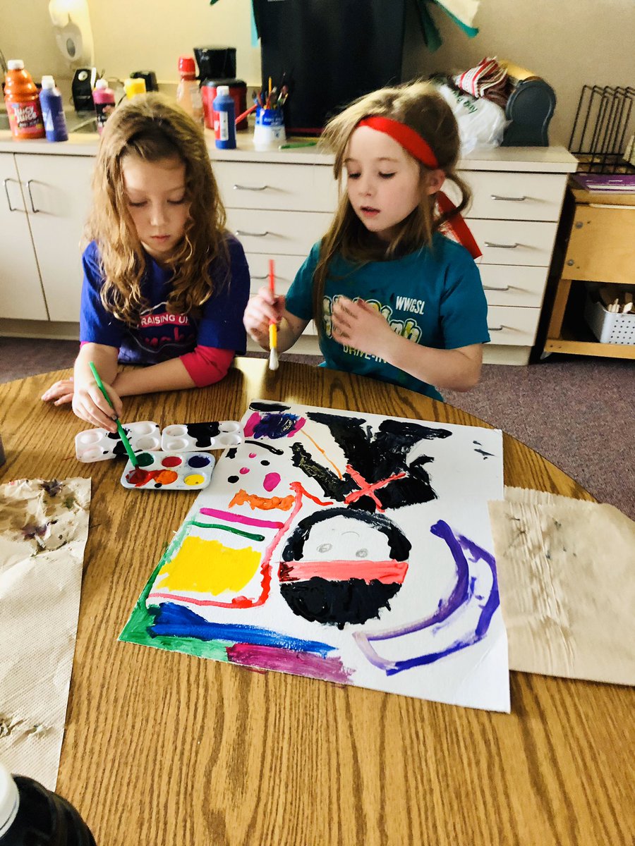 MrsAgee24's tweet photo. Mrs. Agee’s Kindness Ninjas completed their first mission—create a kindness mural for friends in a classroom nearby. 
#WeSoar 
#BeKind https://t.co/ELVRd49KnT