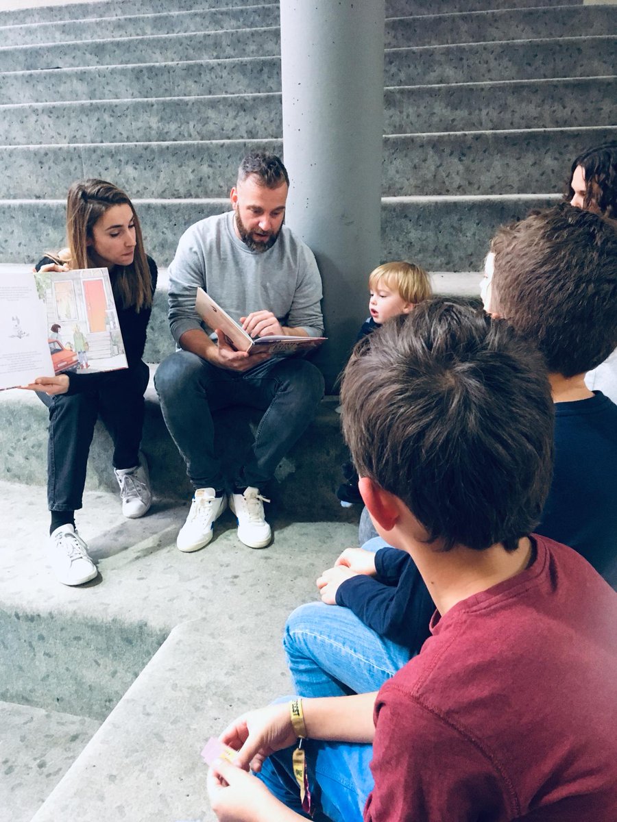 pleegzorgvl's tweet photo. 🤩🎉 Onze Pleegdag i.s.m. @makebelgiumGA is begonnen! In heel Vlaanderen krijgen vandaag bijna 600 geïnteresseerden meer uitleg over #pleegzorg ❤️✨#jethuisdelenverrijktjeleven #weekvandepleegzorg https://t.co/dBa4DoH9v6