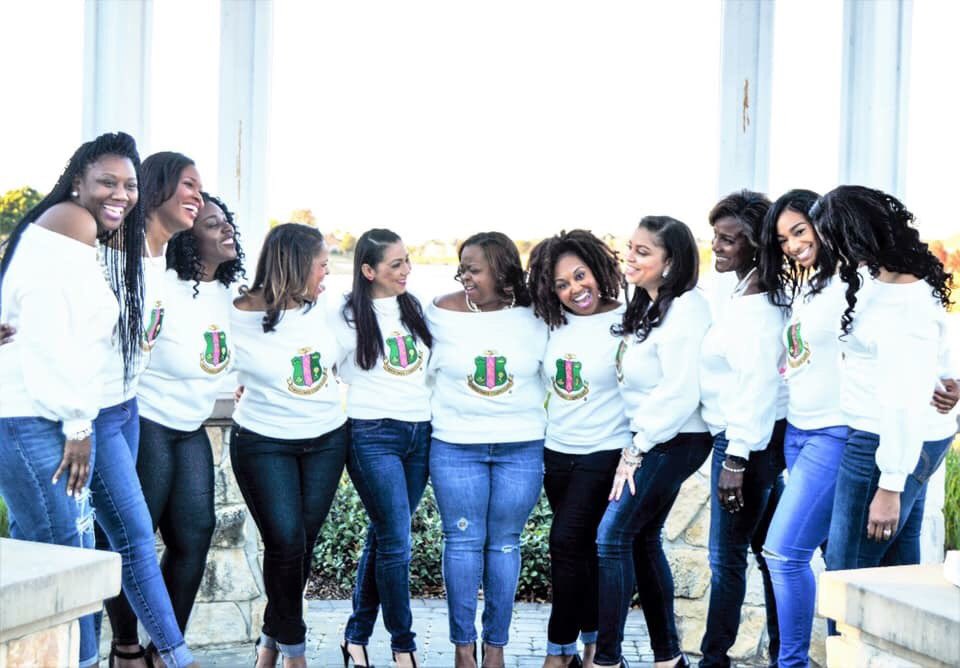 CCWilliams1908's tweet image. Happy AKAversary to me! 💗💚💗💚 #AlphaKappaAlpha #Fall2008 #11 #CentennialPearls