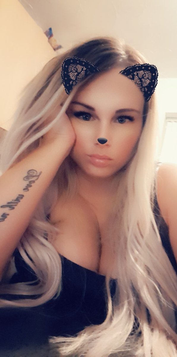 ItIs_Dee123's tweet image. The life of a mum #nosleep #migrane #sendansos