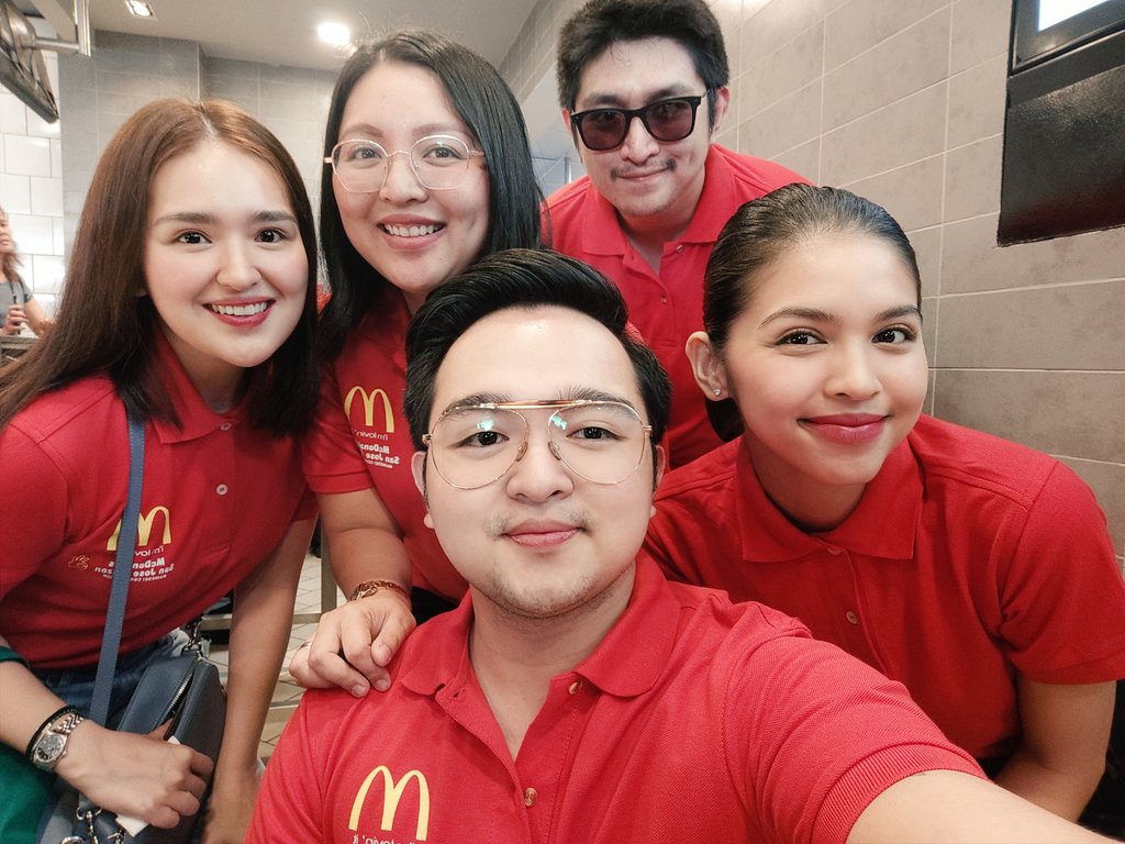 mainedcm's tweet photo. Thanks to those who joined us today at #MaineMcdoMuzon opening! To my supporters who came all the way to Muzon, thank you for the overwhelming love and support you consistently give me and my family ♥️ Dabarkads in San Jose del Monte area, we're finally here! Come visit us! https://t.co/f8oUoz0ugS