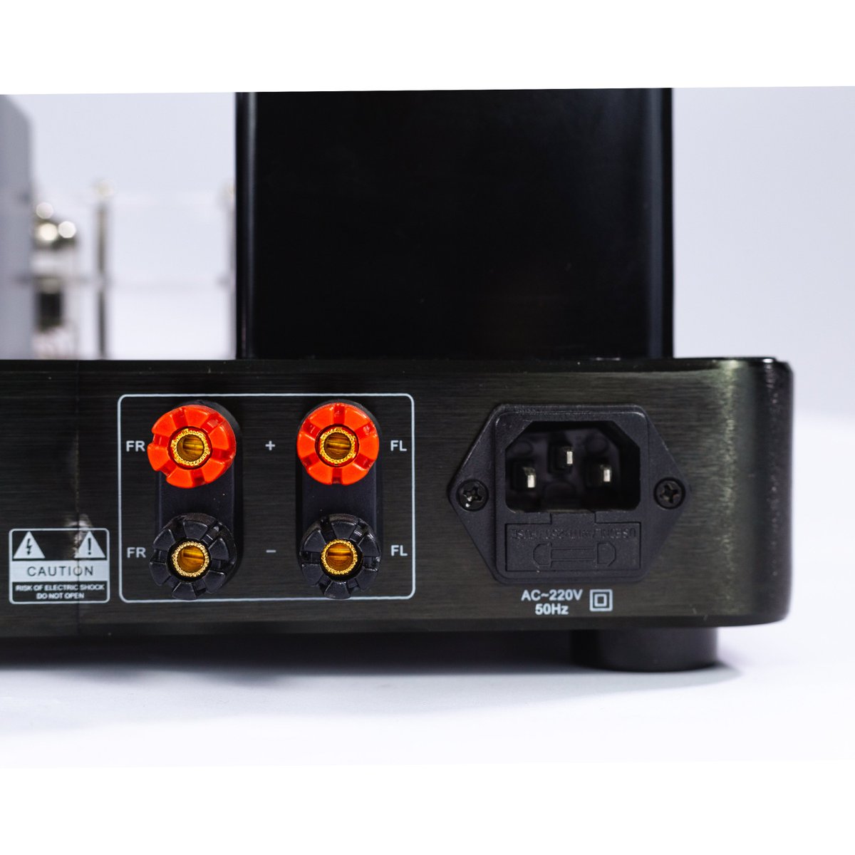 Bluetooth Tube Amplifier
2.1 Channel
Input:Coaxial/Optical/CD/DVD/USB/Bluetooth/Sub out
Power Output: 35W RMS x 2 into 4 ohms,2%