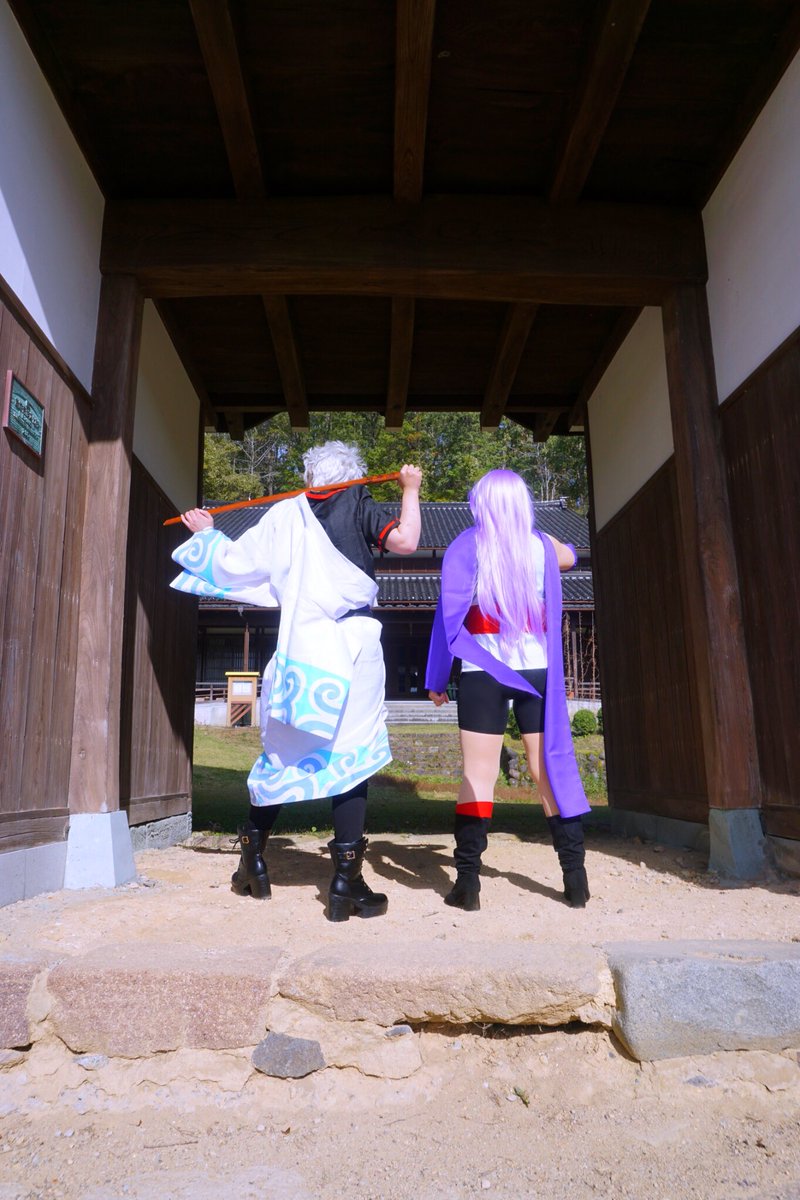 MAKO_sma's tweet photo. 【注コスプレ】
11月7日にいつものメンバーで湯涌で合宿してきた！
相変わらずロケーション最高
初出しの猿飛あやめ！かっこいい銀さんは毎度おなじみこみやさん
ほんっっとにいつも楽しい併わせ！

写真①②③→ちこちゃん
写真④→いくやさん（カメラはこみやさんの！） https://t.co/UuW05DoXW1