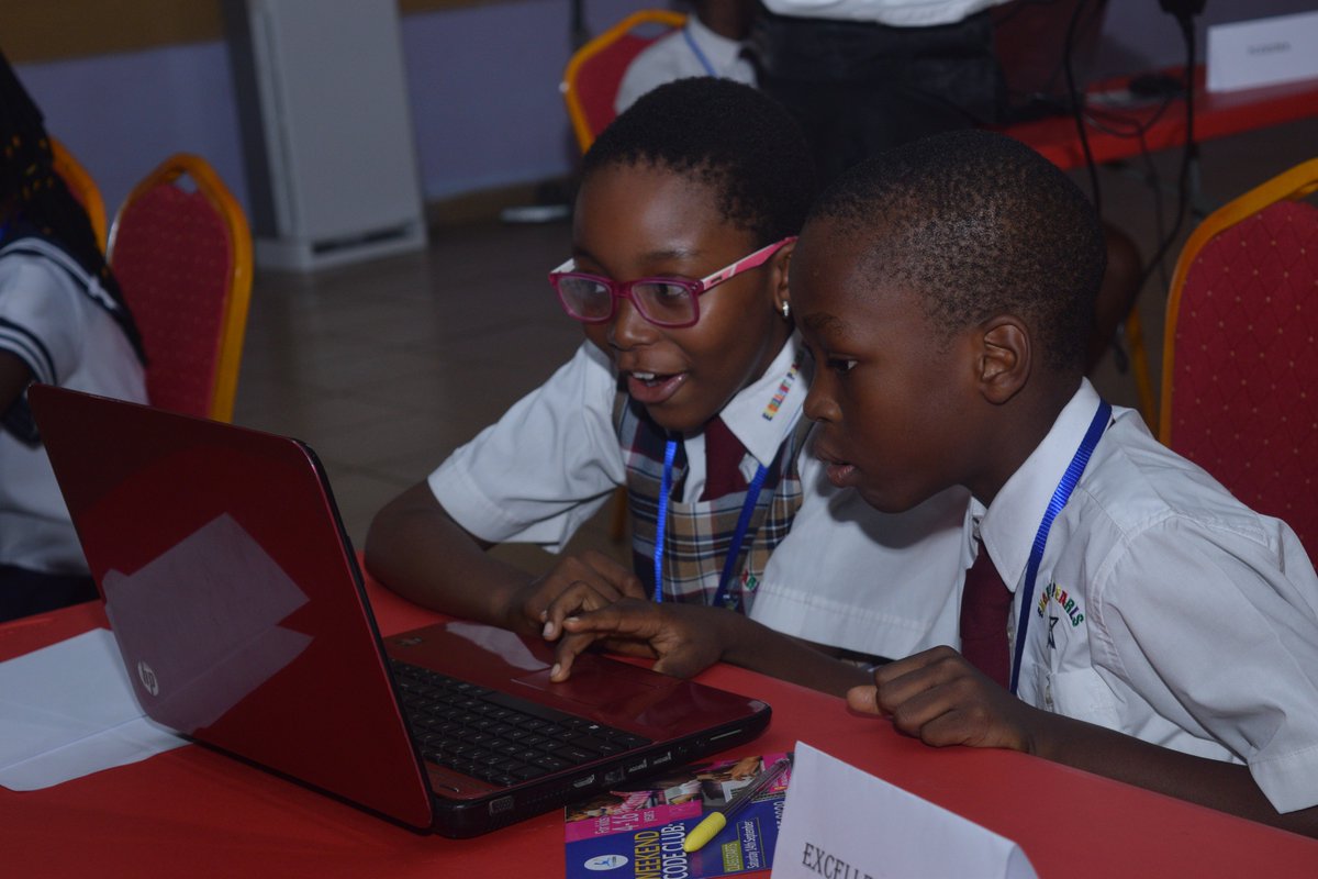 etukanietie's tweet image. #LIVE 
23RD NOVEMBER 2019

KIDS ARE BUSY

50MUNITES LEFT
#PHCODEFEST