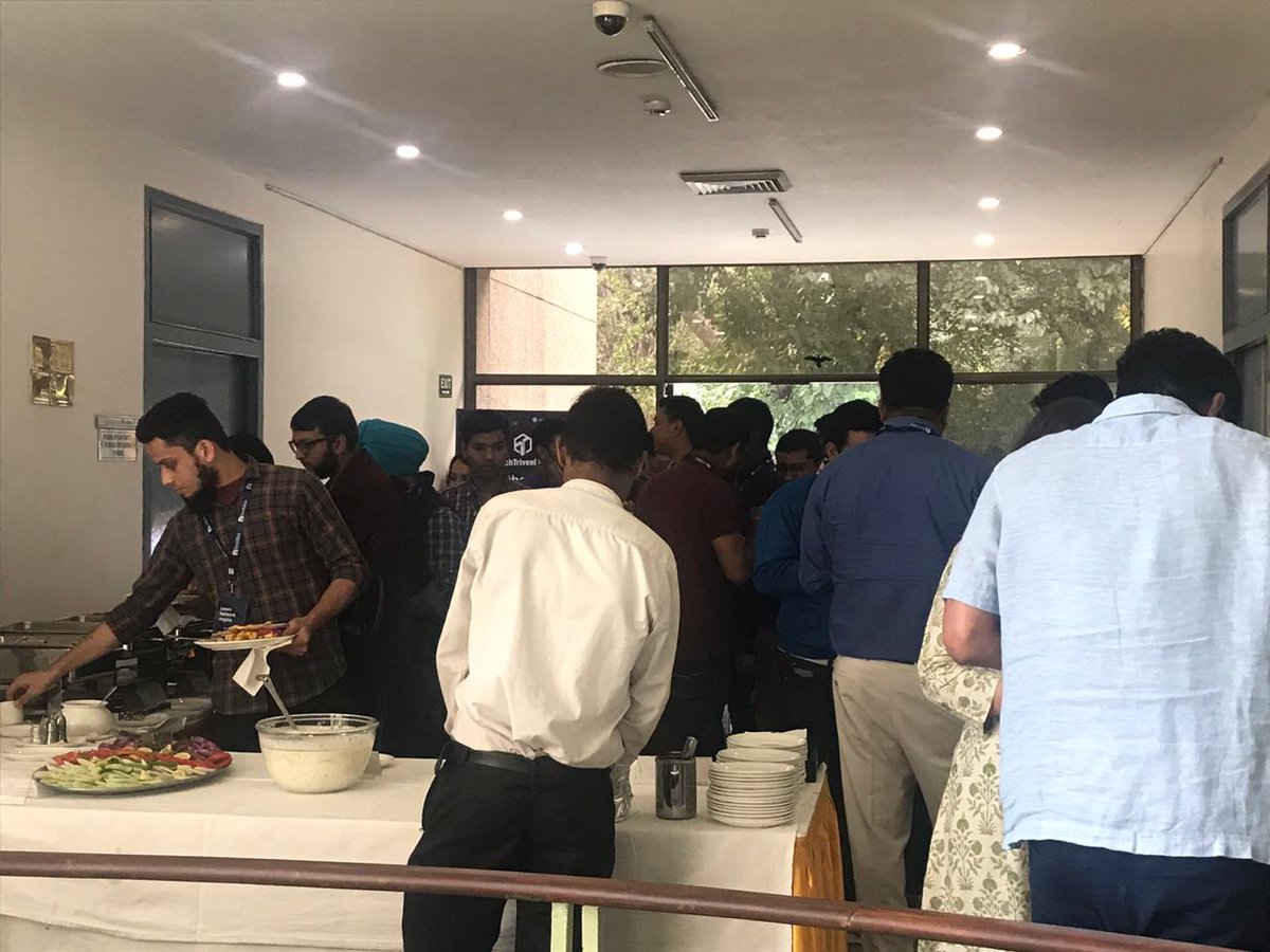 TechTriveni's tweet photo. After the #awesome session this morning, good old networking + great food in #TechTriveni #event #techconference #techleaders #techcommunity #delhincr https://t.co/gdeEgIHac6