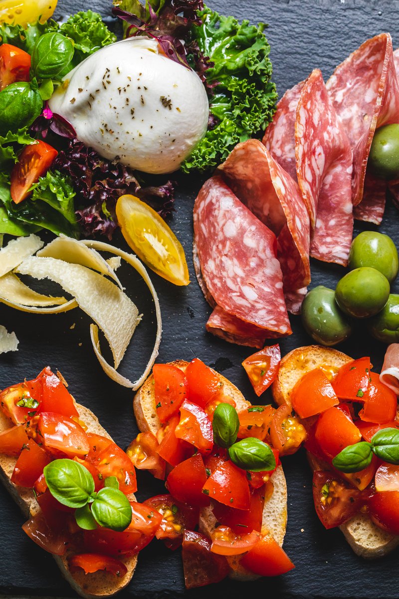 Join us for a glass of wine and our Antipasti! 
.
.
.
#Shoreditch #instagramable #brunch #shoreditchlondon #shoreditchhighstreet #shoreditchlife #london #toplondonrestaurants #londonfood #londonfoodies #londoncoffeeshops #cake #londonfoodie