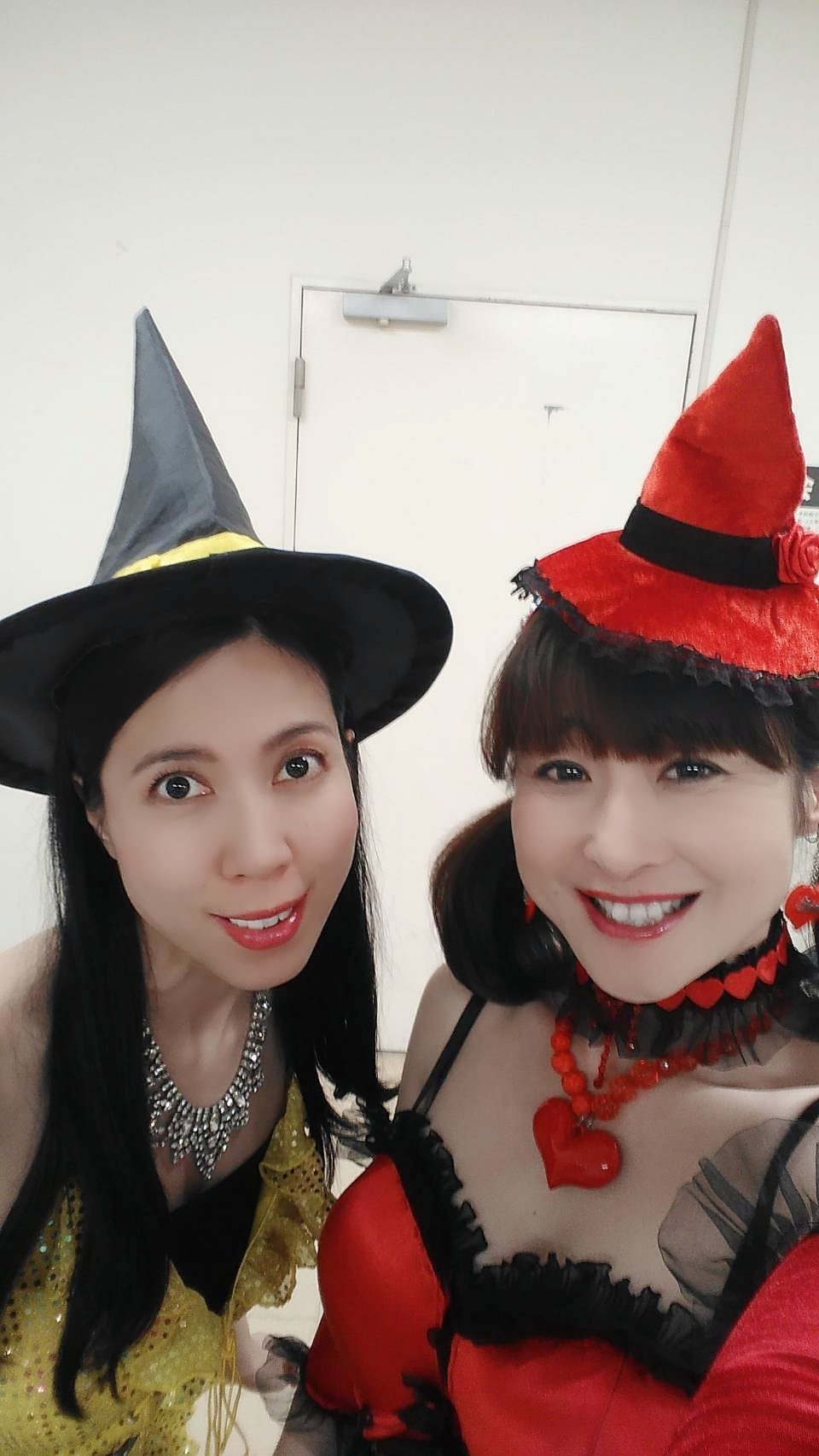 瞳ナナ 瞳ナナマジックショー ブログ更新しました T Co G5qkorgwi1 アピタ長津田 瞳ナナ マジックショー アピタ長津田さんにて 瞳ナナマジックショー2回ステージ たくさんのお客様が見に来てくださいました ありがとうございました