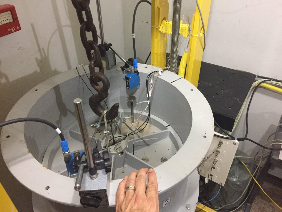 CentrifugaGeot1's tweet photo. Thermal improvement of soft soil. UENF. Exciting test...... https://t.co/ohR4uswhNs
