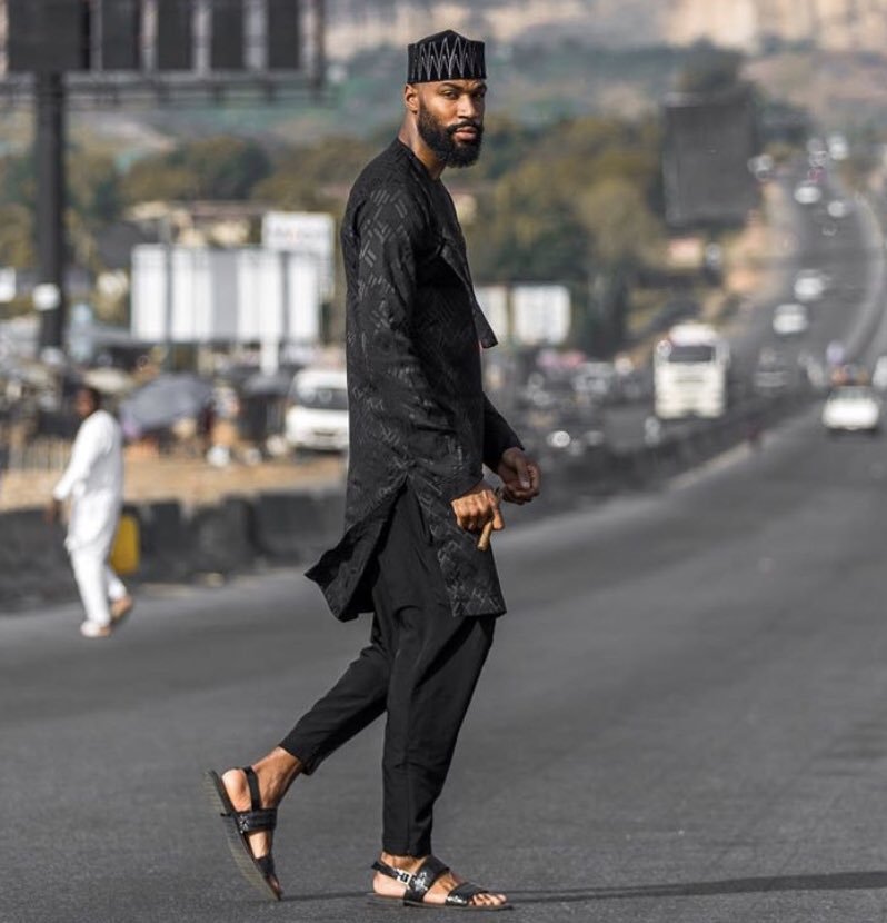 EtibadeElvis's tweet image. CruiseMaster and the Queen of Highlights
The ROLEXGANG, MY TOP2 PLEASE LET  ME CELEBRATE YOU 
I know Mike is having a classic meet n greet with his classic fans in Abuja and my Queen is championing the course of Freepress 🖤🖤 #MeetNGreetWithAireyys #MercyEffect #BelikeMercy