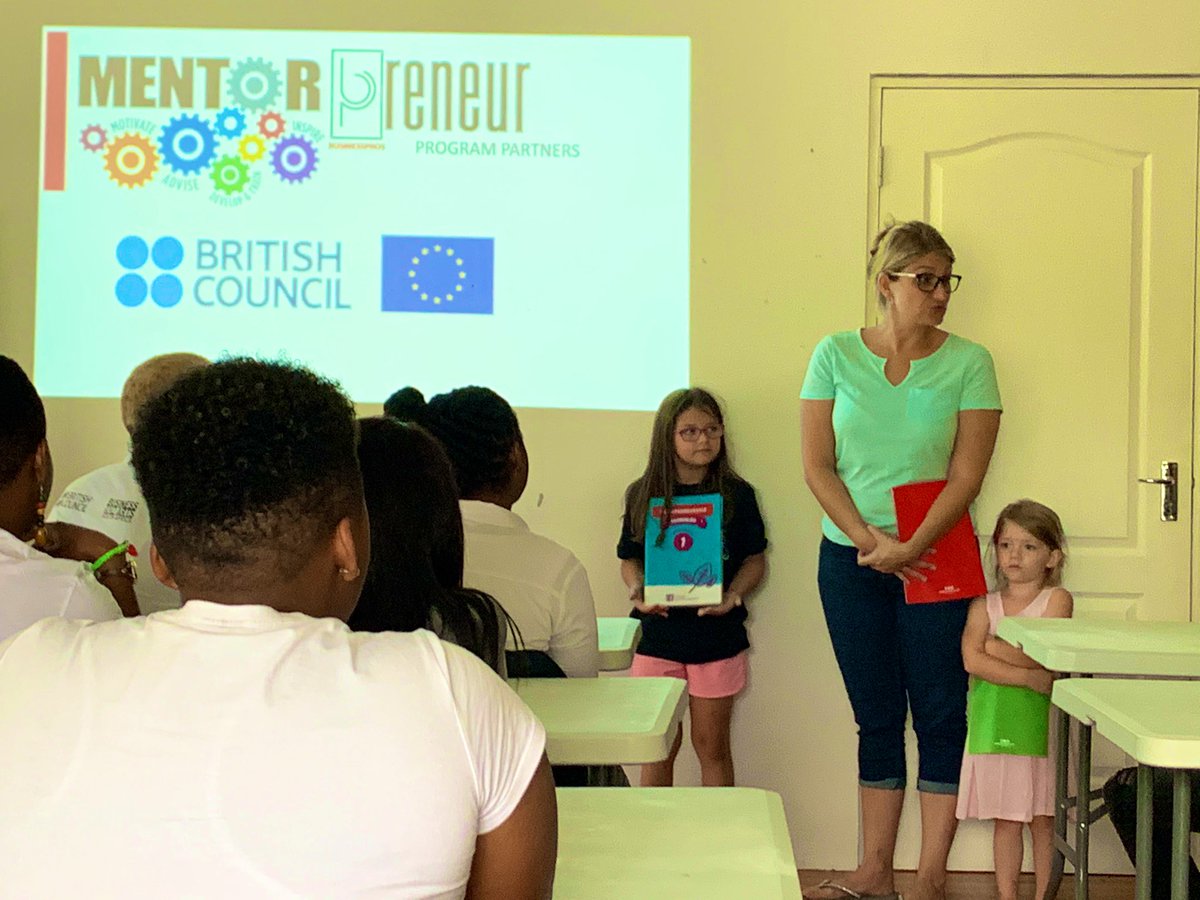 aussiendlovu's tweet photo. #COSYproject Mentorship Launch, 3.0 is underway in Port Elizabeth.
This includes some entrepreneurs from Duncan Village, East London.
Lovely introductory speech by #YoungEntrepreneurs who nature entrepreneurial skills from kids as young as 5.
The also got lovely gifts! OMG https://t.co/Lu7pCpuGVb