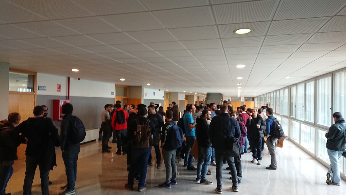 Punto y seguido en #drupaldayspain <a href="/DrupalDaySpain/">Drupal Day Spain</a> nos da café y  buenos momentos